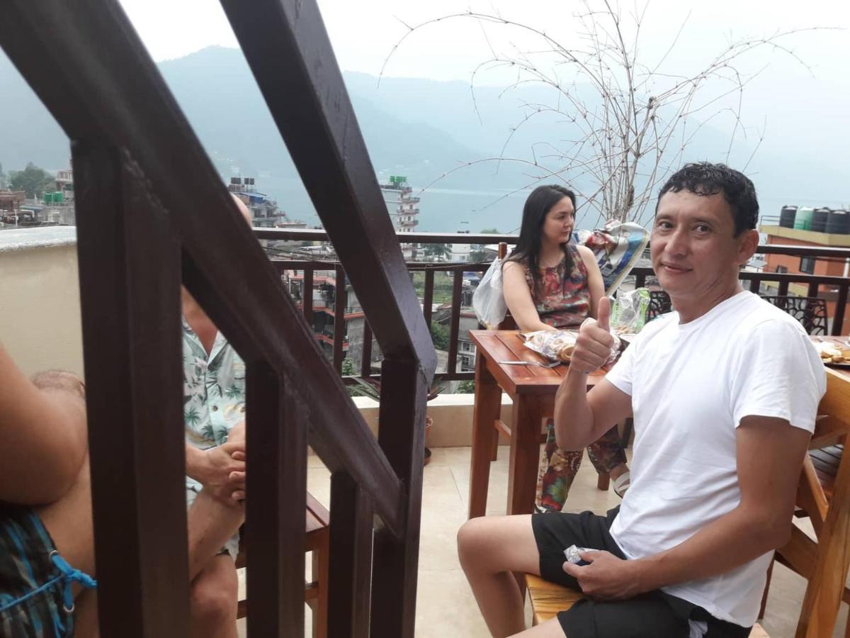Beli Guest House Pokhara Exterior foto