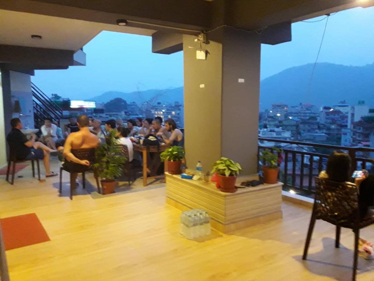 Beli Guest House Pokhara Exterior foto