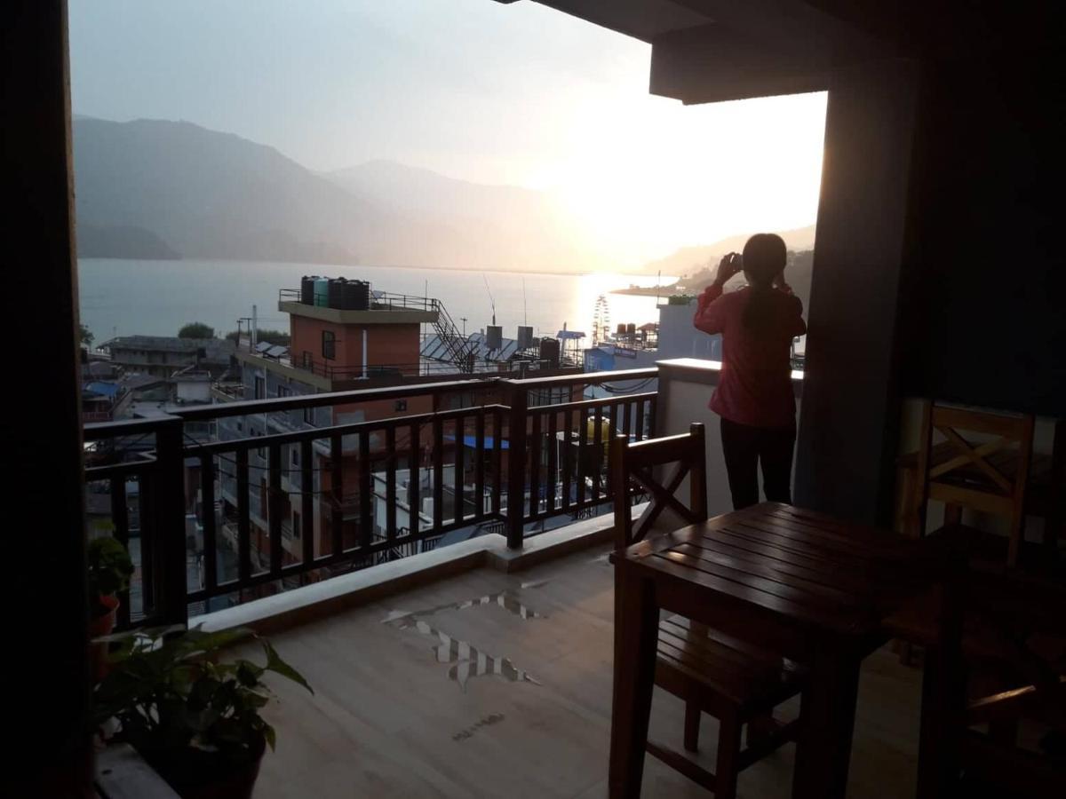 Beli Guest House Pokhara Exterior foto