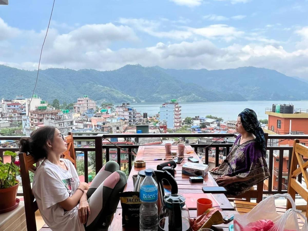 Beli Guest House Pokhara Exterior foto