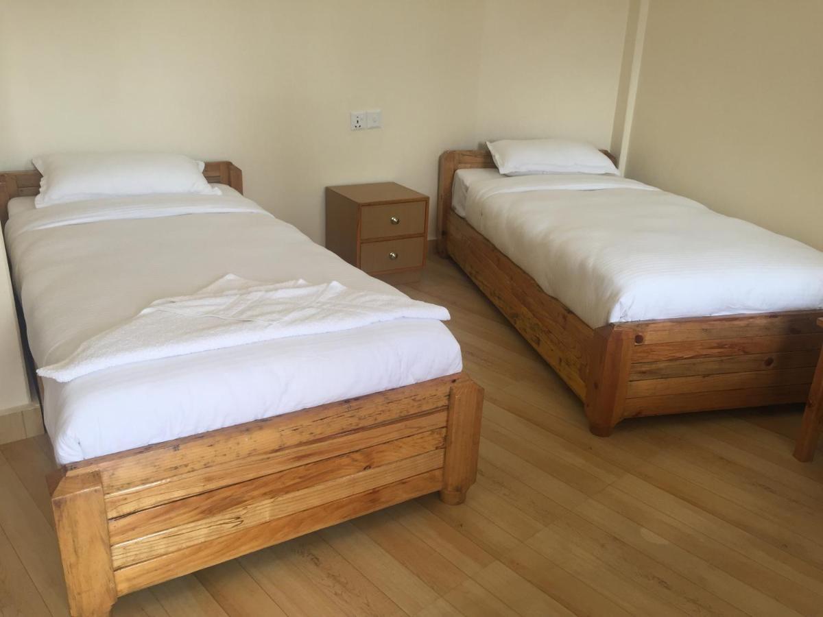 Beli Guest House Pokhara Exterior foto