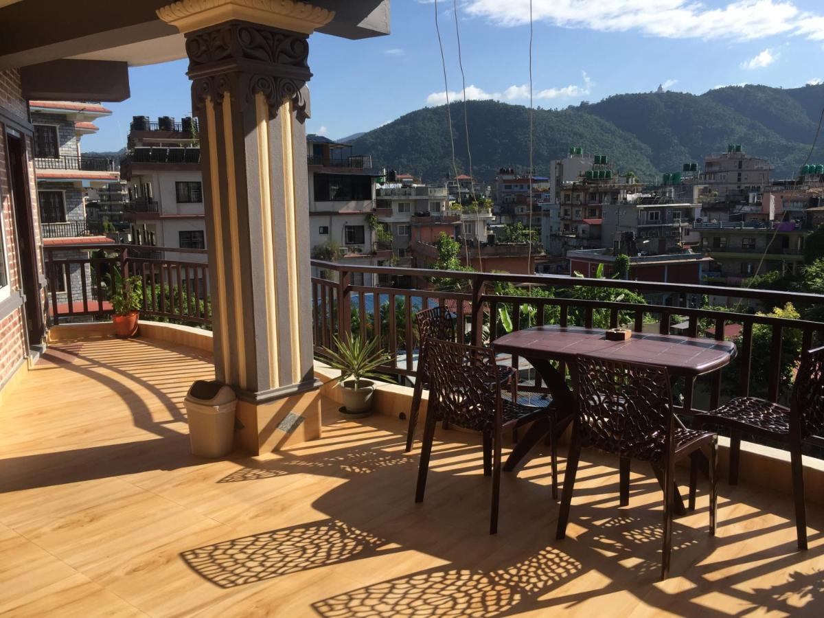 Beli Guest House Pokhara Exterior foto